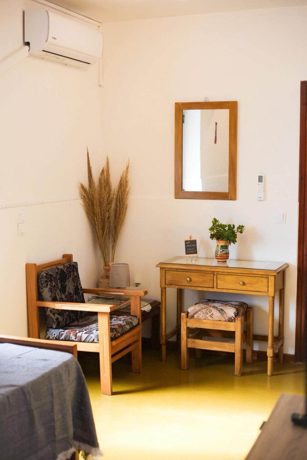 קוקארי Miltiadis Apartments מראה חיצוני תמונה